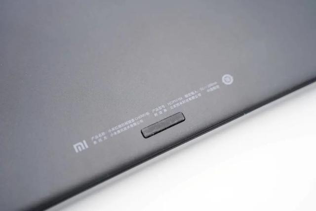 “年轻人的第一把机械键盘”，小米机械键盘到