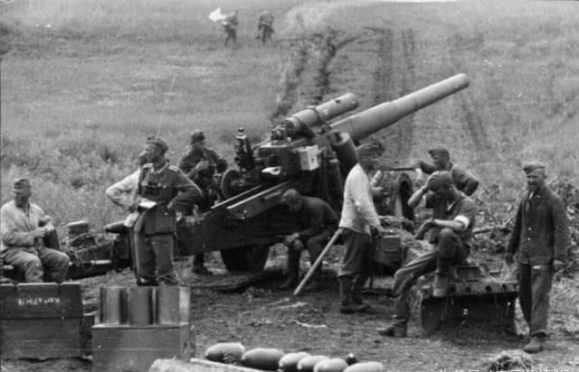 二战德军为何战力强悍？一个步兵师的火力配置