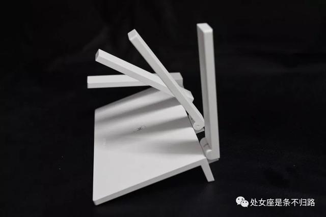 自研芯片大放异彩，国产路由器之光，华为WS5200四核版