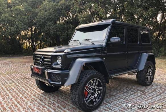原版改款奔驰G500高2.25米，轮毂22英寸