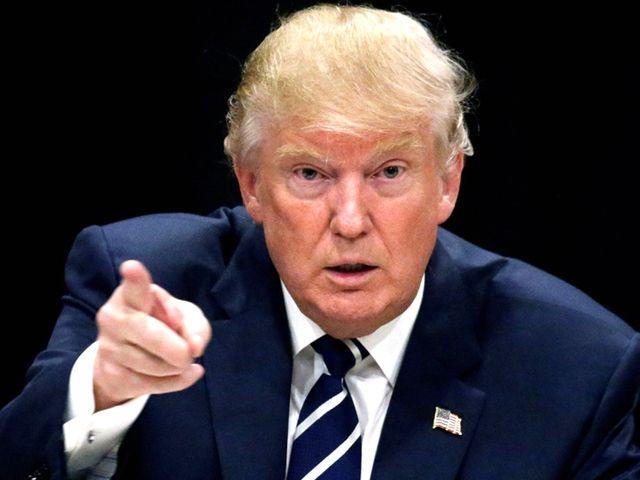 无视行政命令，特朗普话音刚落，推特就给其贴