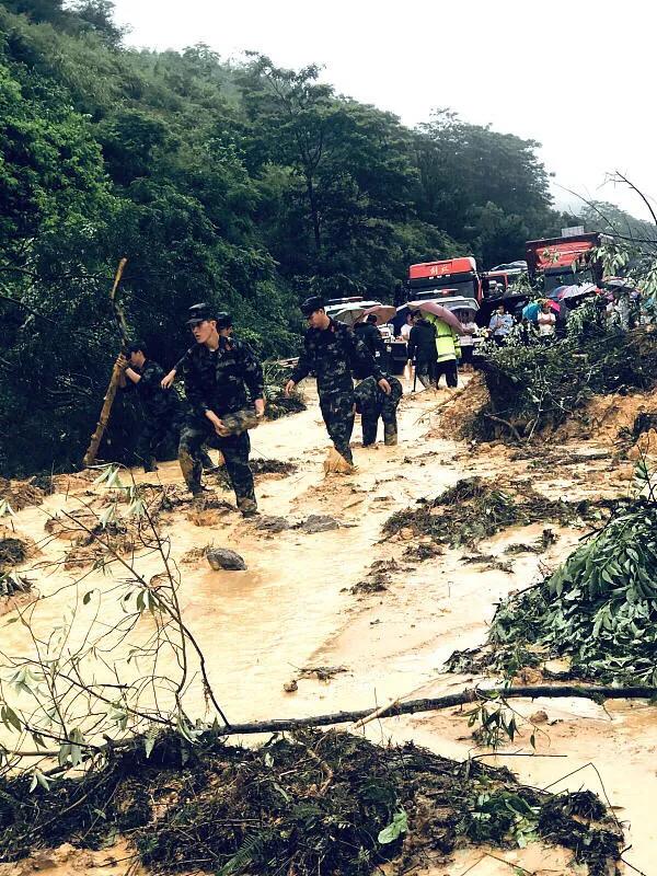 最高降雨676毫米，南方8省暴雨致176万人受灾，高