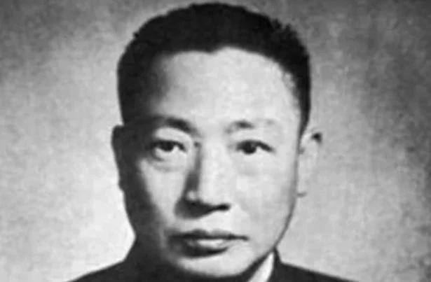 蒋介石去台湾前，让毛人凤去暗杀3个人，毛人凤吓得：我不敢