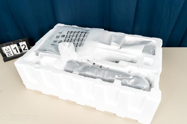 极速响应，极致色彩、微星PAG272QR2电竞显示器 评测