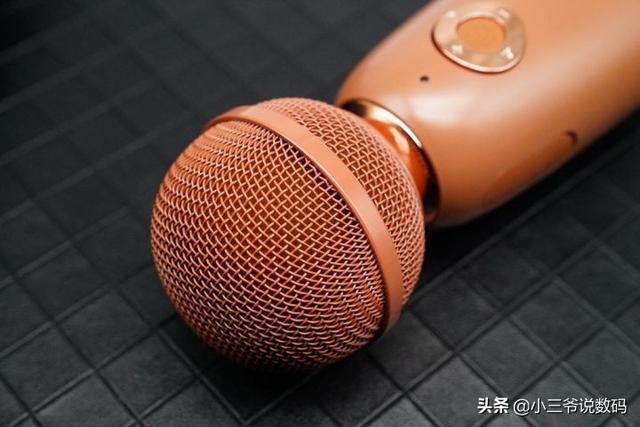 你的专属“百万调音师”，唱吧Q3精灵麦克风定制版体验