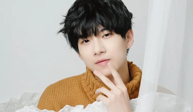 朴树点评不留情面，谁注意一旁周震南的表情？