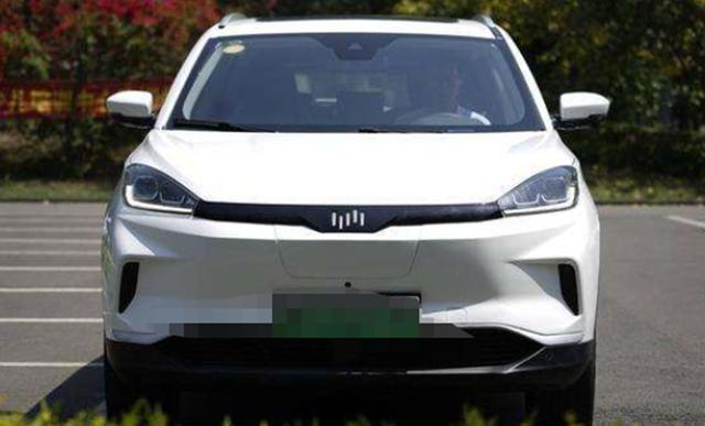 华为又成功！2个月卖出10000台，或成汽车中的新