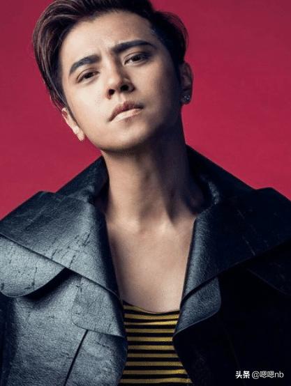 学历“低到吓人”的3位明星，他小学还没毕业，