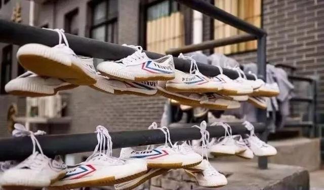 秋冬超好看又百搭的运动鞋