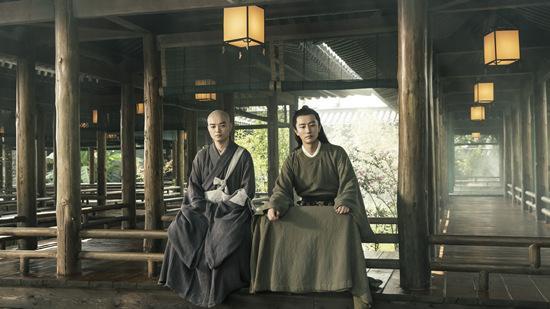 坎坷的黄轩：12岁父母离婚，19岁被张艺谋“忽悠”，21岁成孤儿