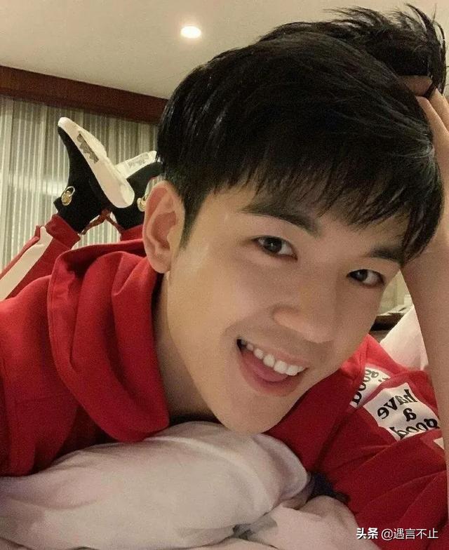仝卓造假、袁姗姗嘴欠，公众人物频频翻车，不