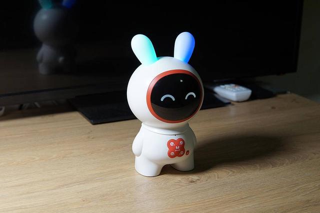 火火兔智能早教故事机：是老师是玩伴，更是哄娃利器