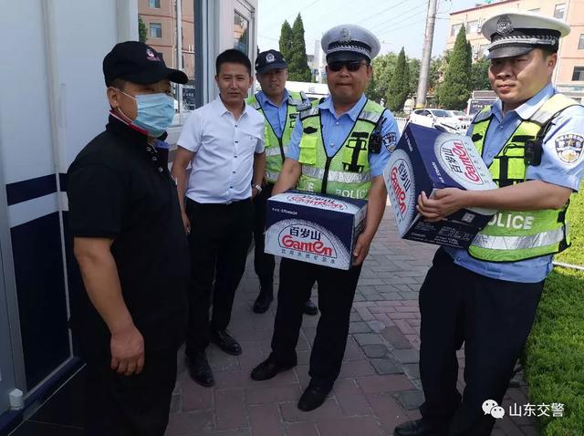 群众事无小事，山东交警的守护一直伴您左右！