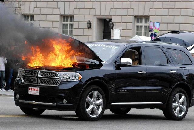 如何防止汽车自燃 汽车自燃的预兆都有哪些？