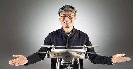 让美无法制裁的80后，8年时间，打造一个垄断全