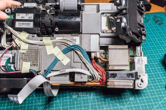 卡西欧CASIO激光+LED短焦投影仪UP50WN拆解，维修偏