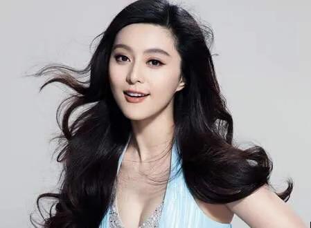 画圆|李晨胸前画圆形容柳岩最那个的人 比划猥琐动作惹争议