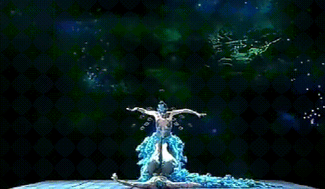 62岁杨丽萍：她一出道就自带光环，熟龄天真下是极致女权主义！