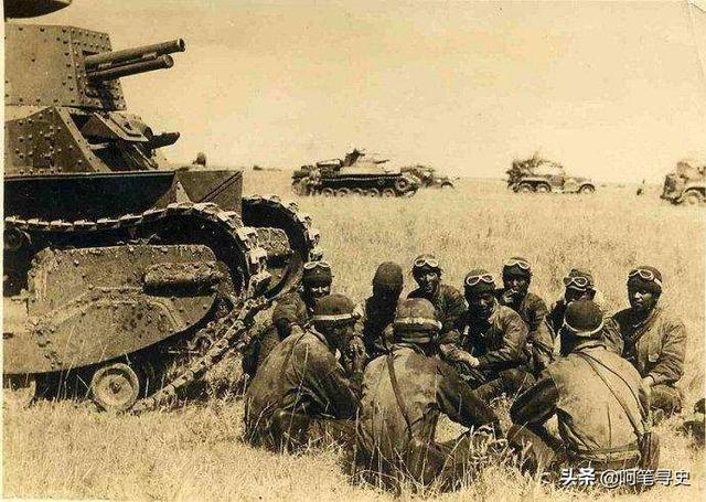 马来亚战役，日军派出“马来之虎”，英国中将带着13万人投降