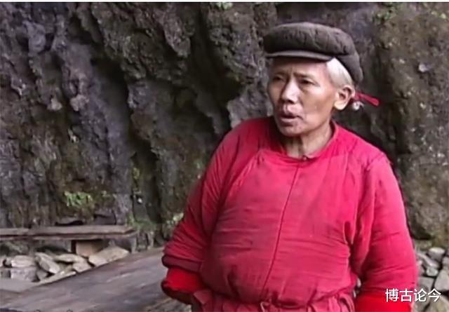 深山中的\"白毛女\"：隐居30年，惨遭魔爪