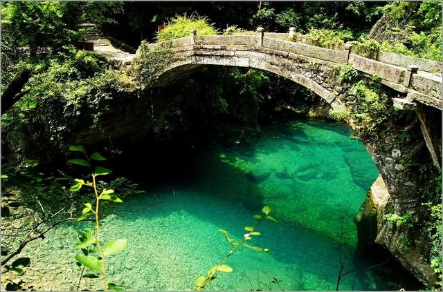 《奔跑吧》又翻红，新挖到的宝藏旅行地好吃好