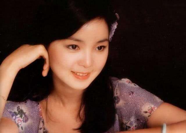 一代传奇歌后邓丽君，离奇身亡，25年后揭开死亡真相
