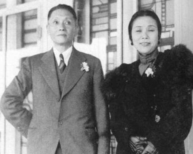 日本女护士嫁给中国将军，64年间从未回家，女儿