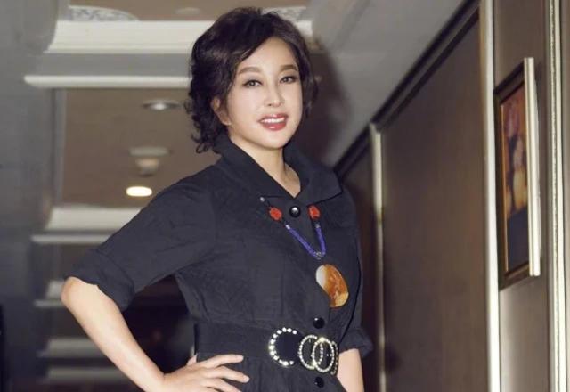 被曝直播带货不理想的明星，李湘刘晓庆上榜，叶一茜排第几？