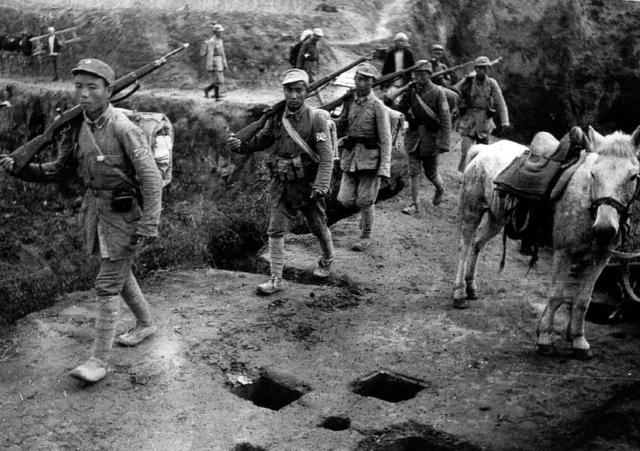 相持中的苦战（少见的抗战图集）