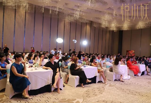 直击 | 3分钟回顾华东医药悦小妖6月体脂营峰会