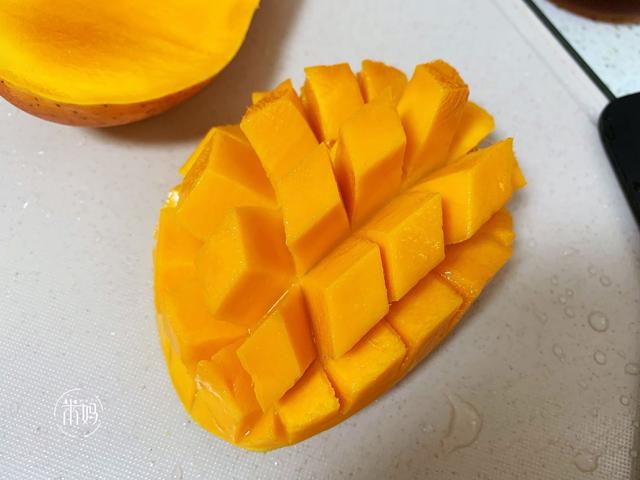 家里有茶叶的一定要试试这做法，冰凉解暑香甜可口，比吃雪糕过瘾