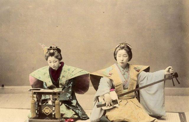 日本艺伎：“参觐交代”攀比的产物，复杂的阶