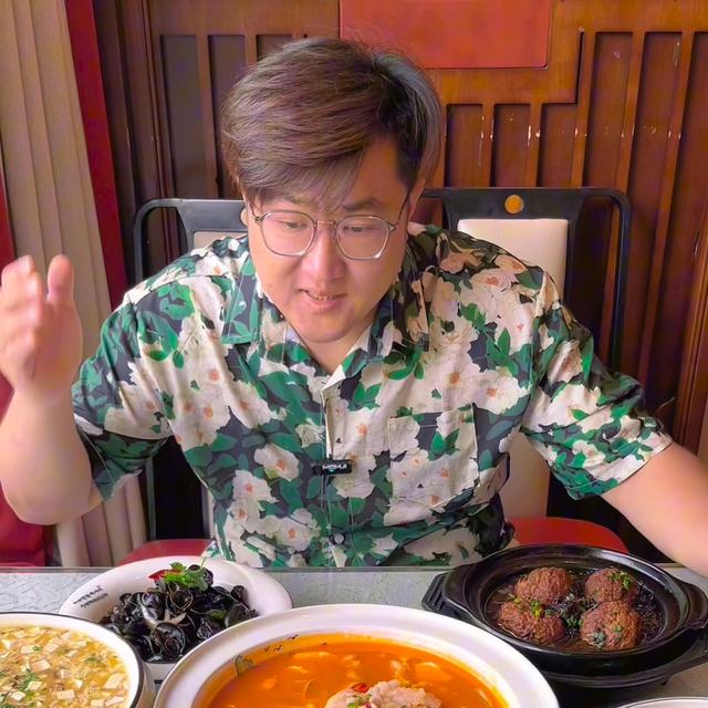北京万寿宾馆附近美食