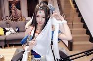 顶流主播的人脉：PDD找职业选手陪练，旭旭宝宝直接问策划要装备
