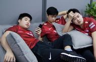 LGD对决WE，中单对决是最大看点，欧宝电竞十分担心shanks状态
