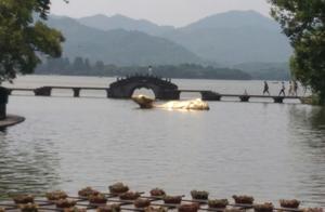 Viatic diary emerges the brook that Jin Chi is joi