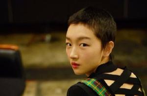 Zhou Dongyu lops inch of head for the film, modell