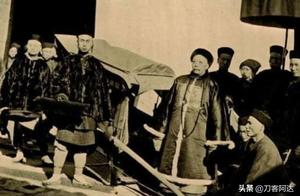 Precious historical old photograph: Clear governme