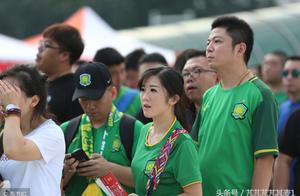 The country installs fan to show fall south power 