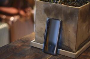 Who is the closest after the mobile phone makes wo