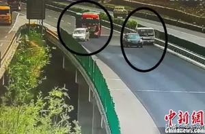 Accident Shanxi! Miss place of high speed mouth to back a car, send rear car miserable intense to tr