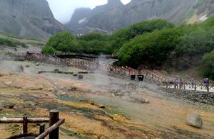 Slope of north of long white hill is perpendicular