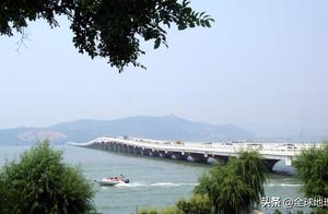 Too lake scenery scenic spot the area is a natural and laky beauty spot that has long culture histor