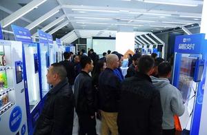 Who says nobody are retail washed-up? The spring o