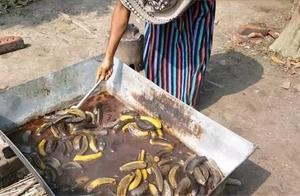 The Chinese throws away it when rubbish, the Indian becomes it however cate, a day of 3 meal are hav