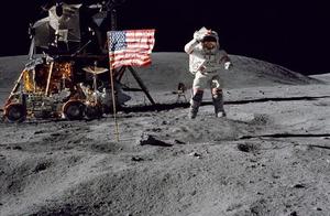 Should the moon also say environmental protection? The rubbish that astronaut of flower intermediary