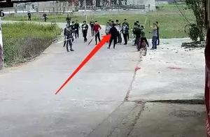 Tens of person street hold a knife to chase after chop! Nanning this vicious power by 