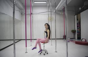 Run alone to Beijing from native place, 27 years o