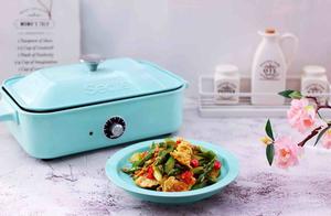 Feminine summer does not let off this, lie between