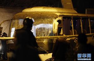 Egypt travels the bus assaults 3 people death by roadside bomb